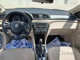 أناقة واسعة وميزانية مناسبة: استأجر سوزوكي سياز الآن! اتصل على 77998085